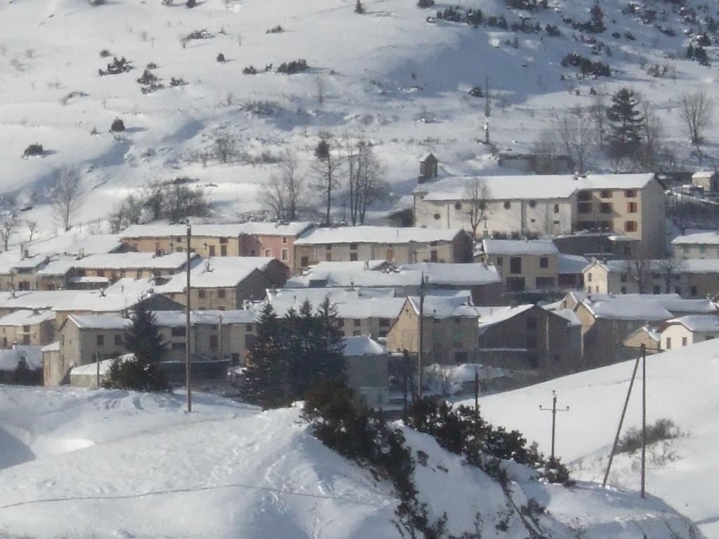 Gites Et Loisirs De Montagne Prades  Eksteriør bilde